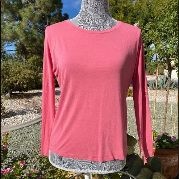 SKECHERS PERFORMANCE Women’s 3/4 Long Sleeve Backless Workout Tee Shirt XS - Picture 11 of 11